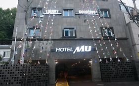 Mu Hotel